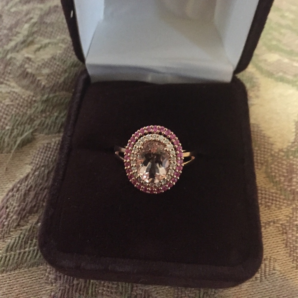 Diamond,Sapphire and morganite ring